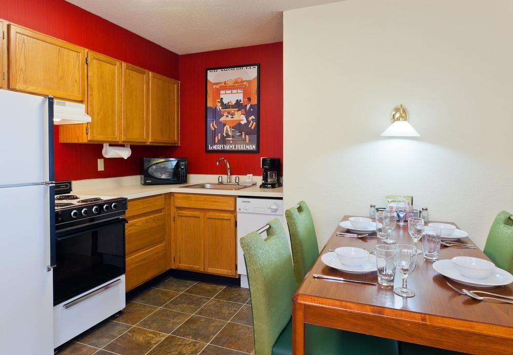 Residence Inn Indianapolis Airport Екстериор снимка