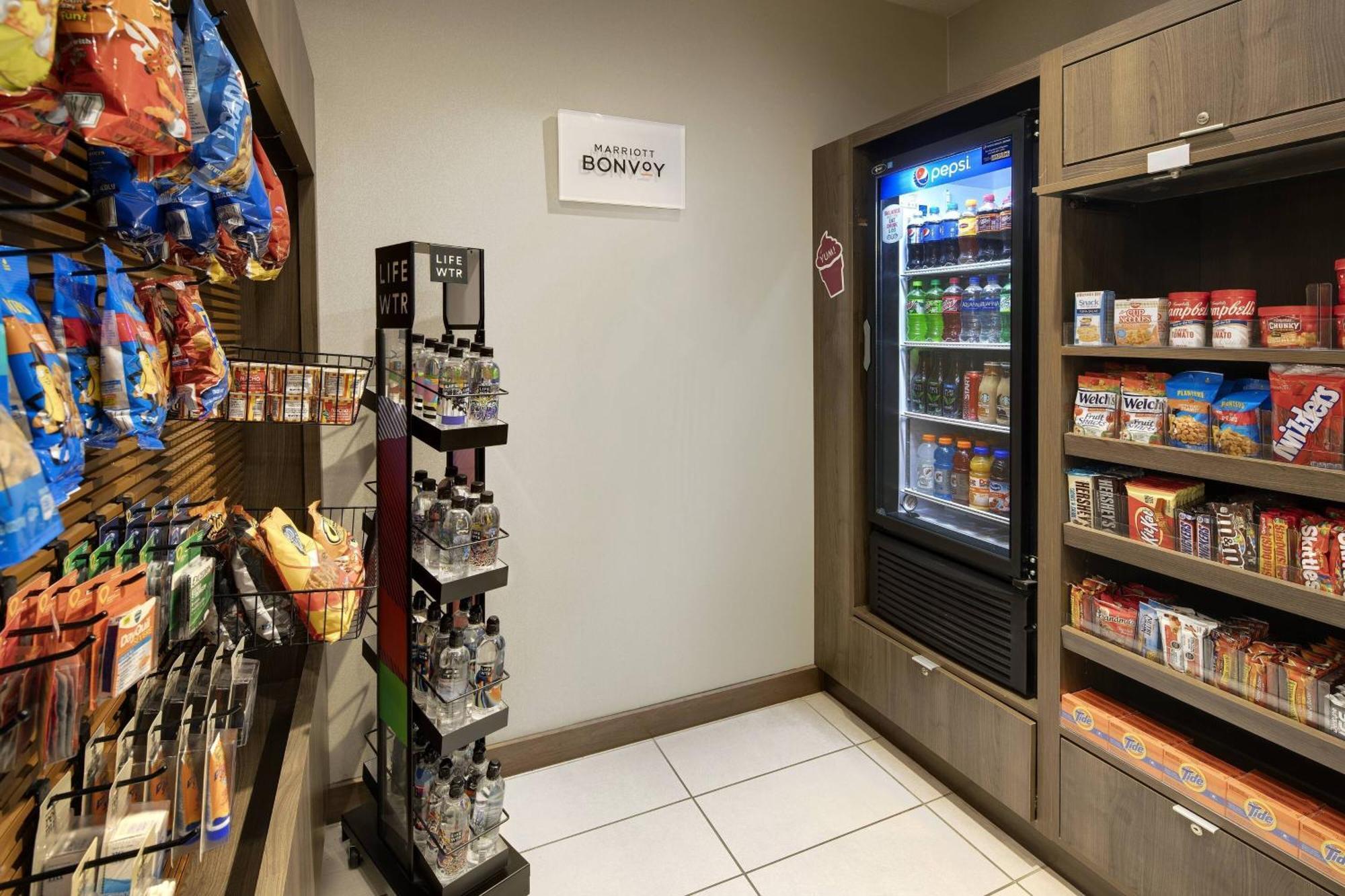 Residence Inn Indianapolis Airport Екстериор снимка