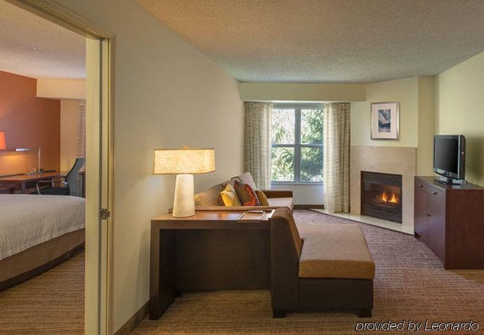 Residence Inn Indianapolis Airport Екстериор снимка